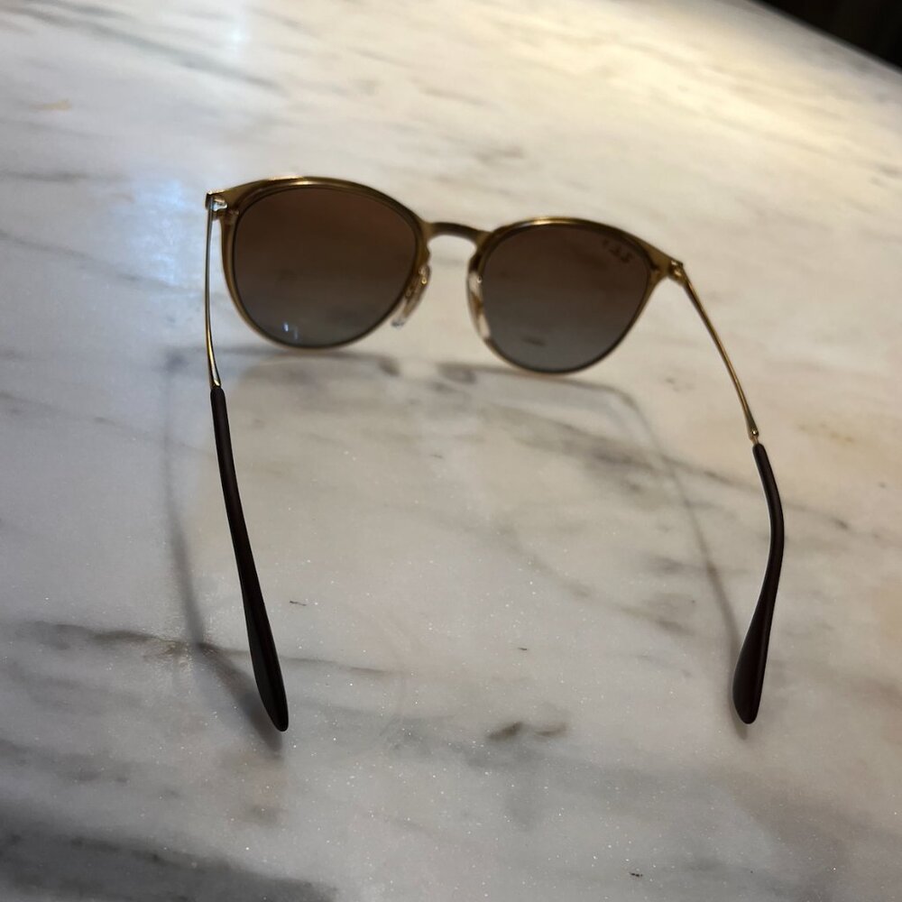 NEW! Ray-Ban Wayfarer Metal Gold Frame NWOT - Picture 4 of 6